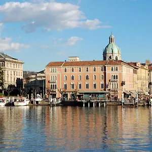 La Darsena Como